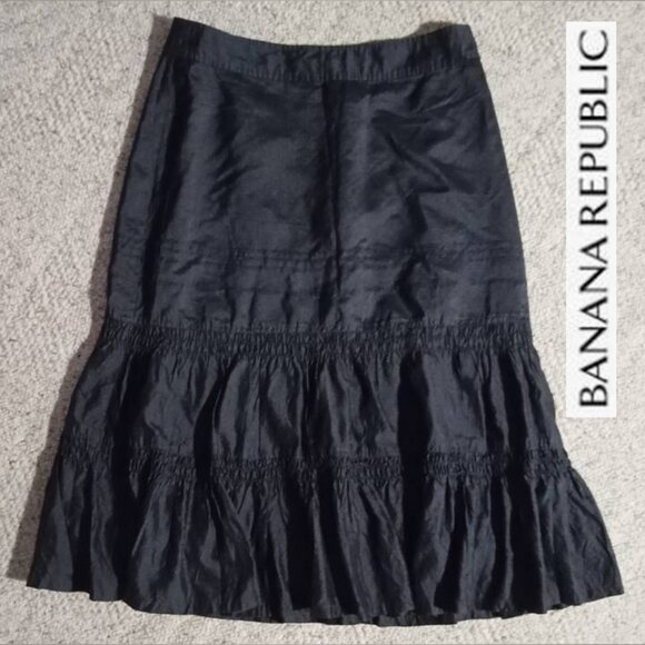 Banana Republic black SILK skirt women's size 2 - Picture 1 of 8